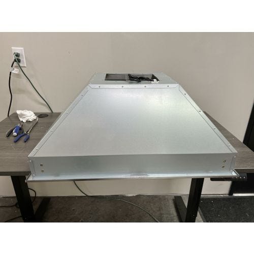 (1141) Zline 36" 700 CFM